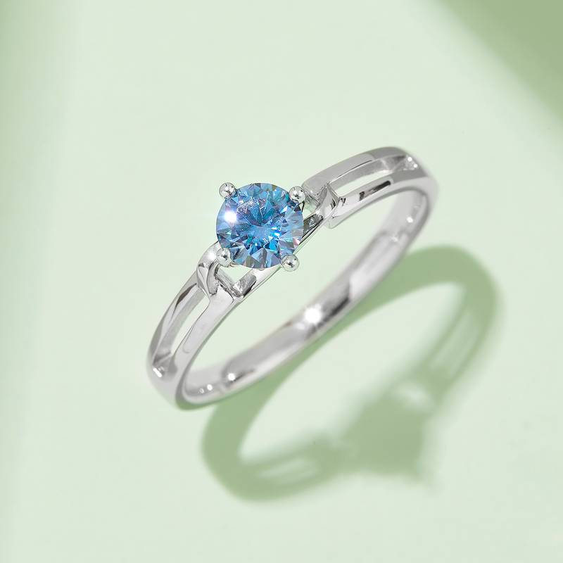 扭臂蝴蝶结S925银镀白金MoissaniteWomen's Ring50分D级